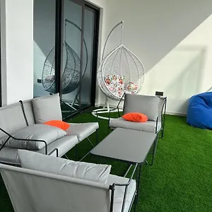 Luxury 2 Bedrooms 5 Minutes From Burj Khalifa شقة دبي